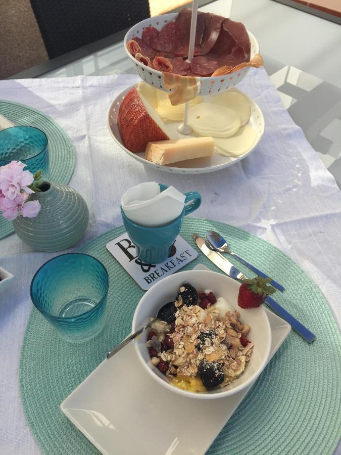 B&B Casa Louisa, Torre Del Mar- Valleniza Μπέλεθ-Μάλαγα Δωμάτιο φωτογραφία